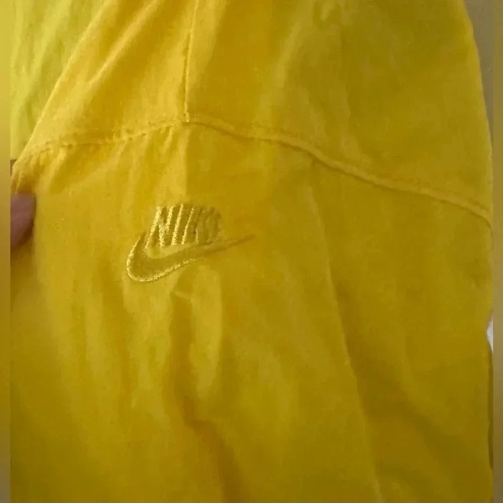 NIKE Womens Tech Pack Nylon Pullover Jacket Packable - NWT - Picture 5 of 9